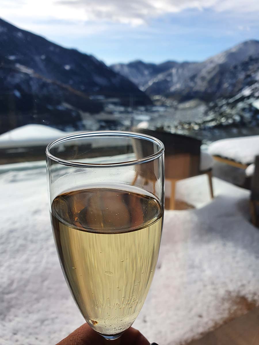 Cava snow apresski