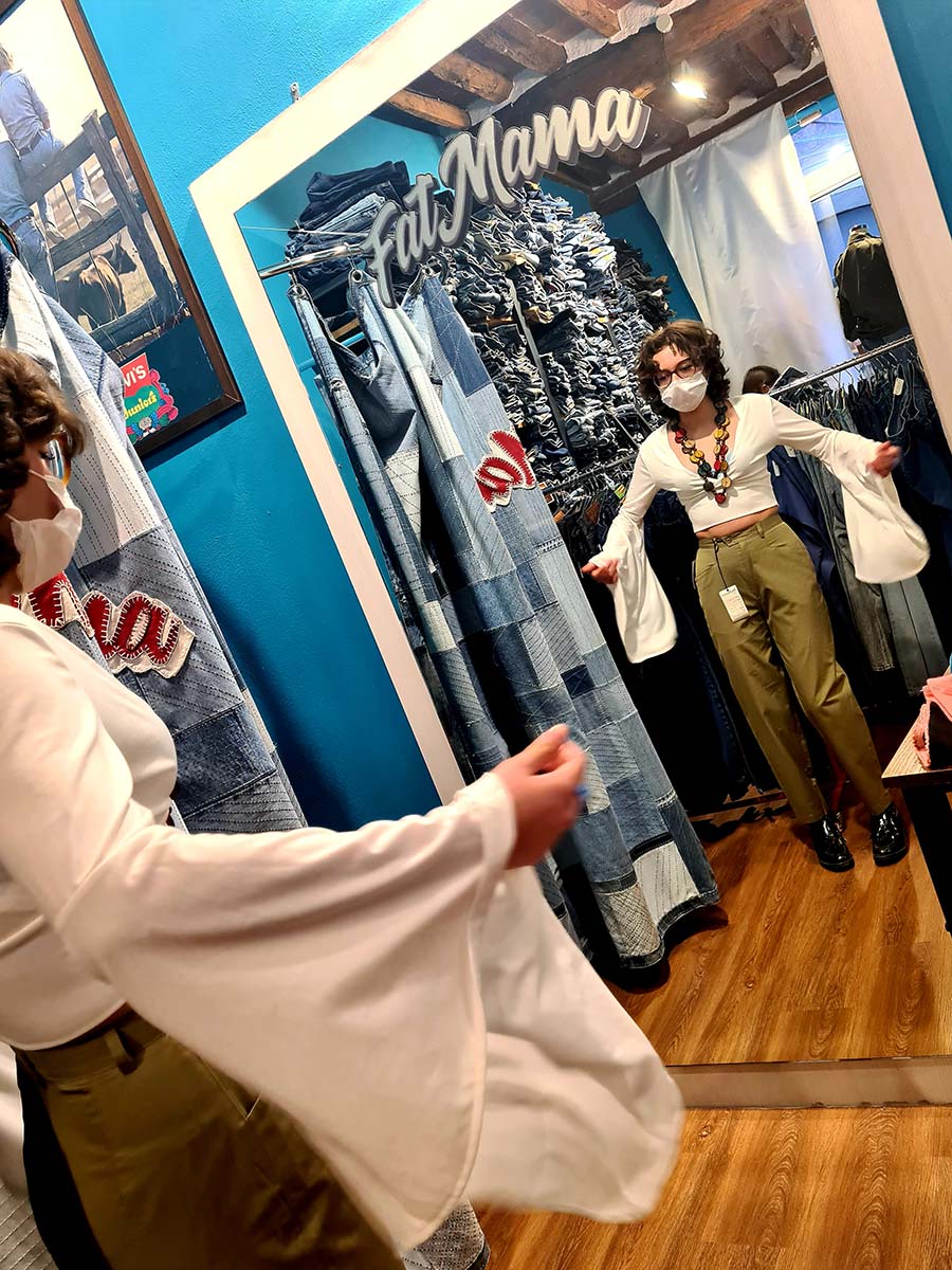 Gen Z Teenager Vintage Italy Burberry