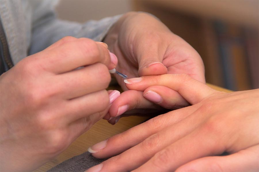 Taking Good Care Of Your Nails - 6 Easy Steps