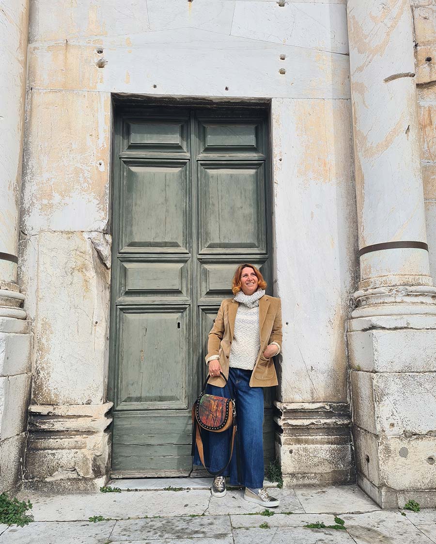 Spring-Beige---How-To-Wear-Earthy-Colours-And-Blossom-2