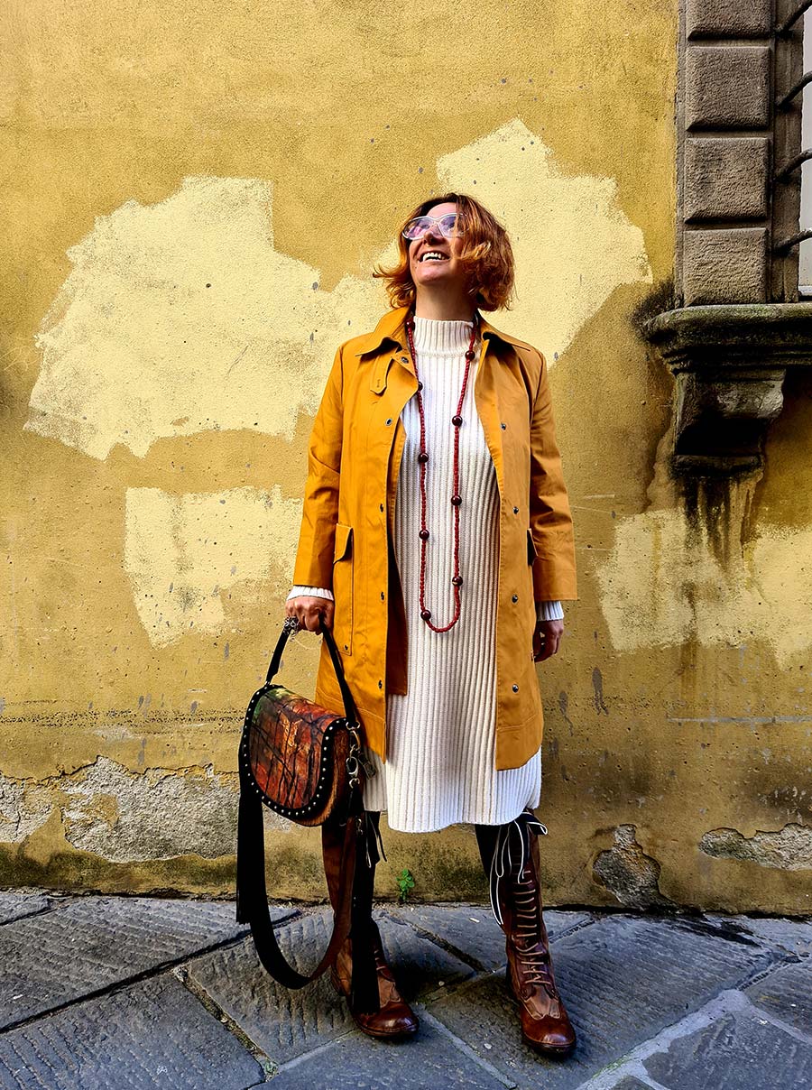 mustard and red hair Tuscany