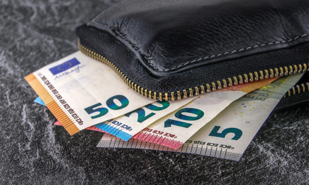 6 Fashion Accessories You’d Want To Be Made Out Of Leather