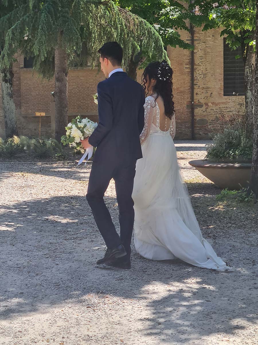 wedding tuscany groom and bride