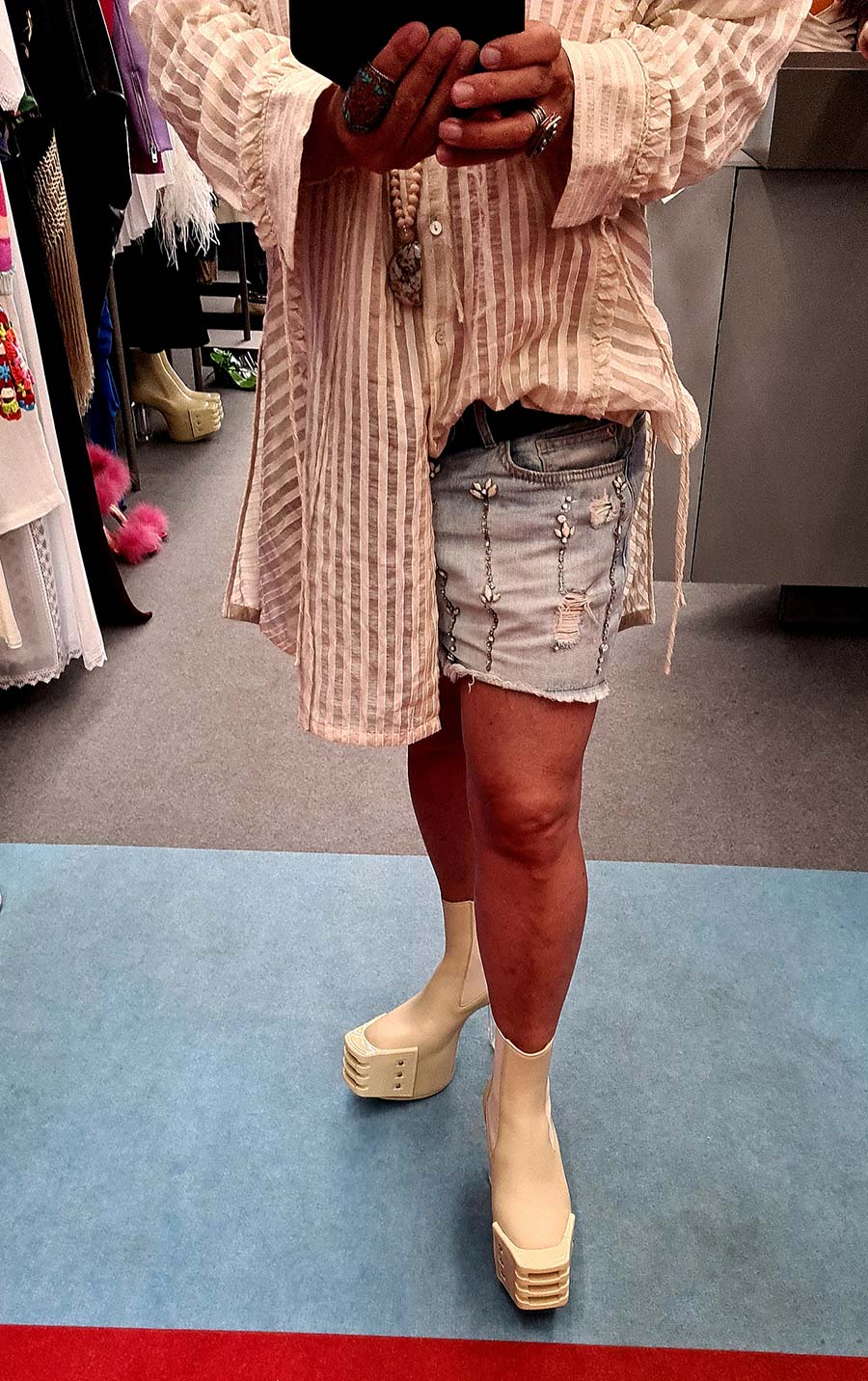 rick owen boot beige plastic