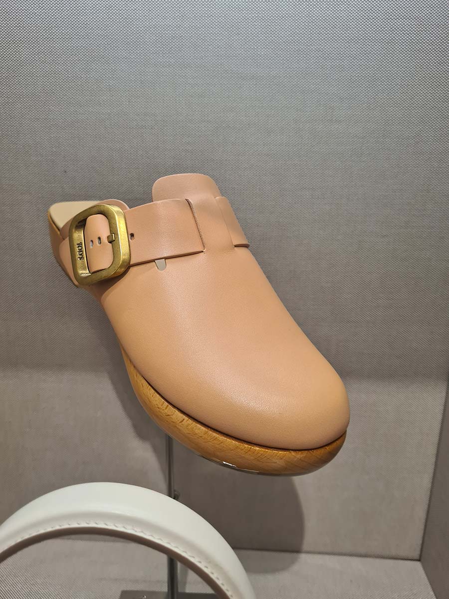clogs TODS leather