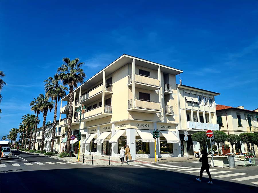 Forte Dei Marmi Tuscany - The New St Tropez For Italy Gucci