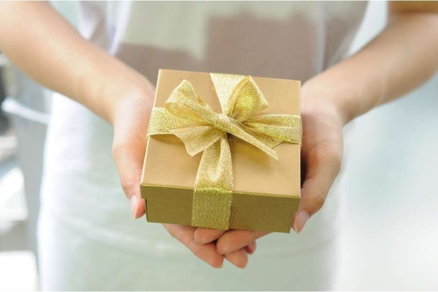 Surprise Your Partner With These Awesome Gift Ideas