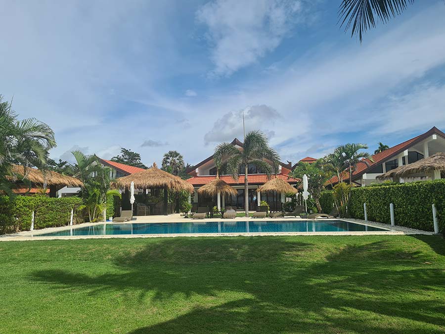 swimming pool home trends Thailand