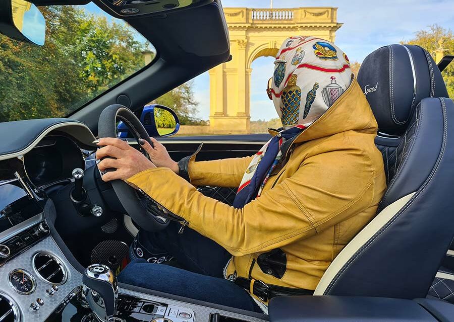 Hermes Scarf – The History & Grandma Style Tips