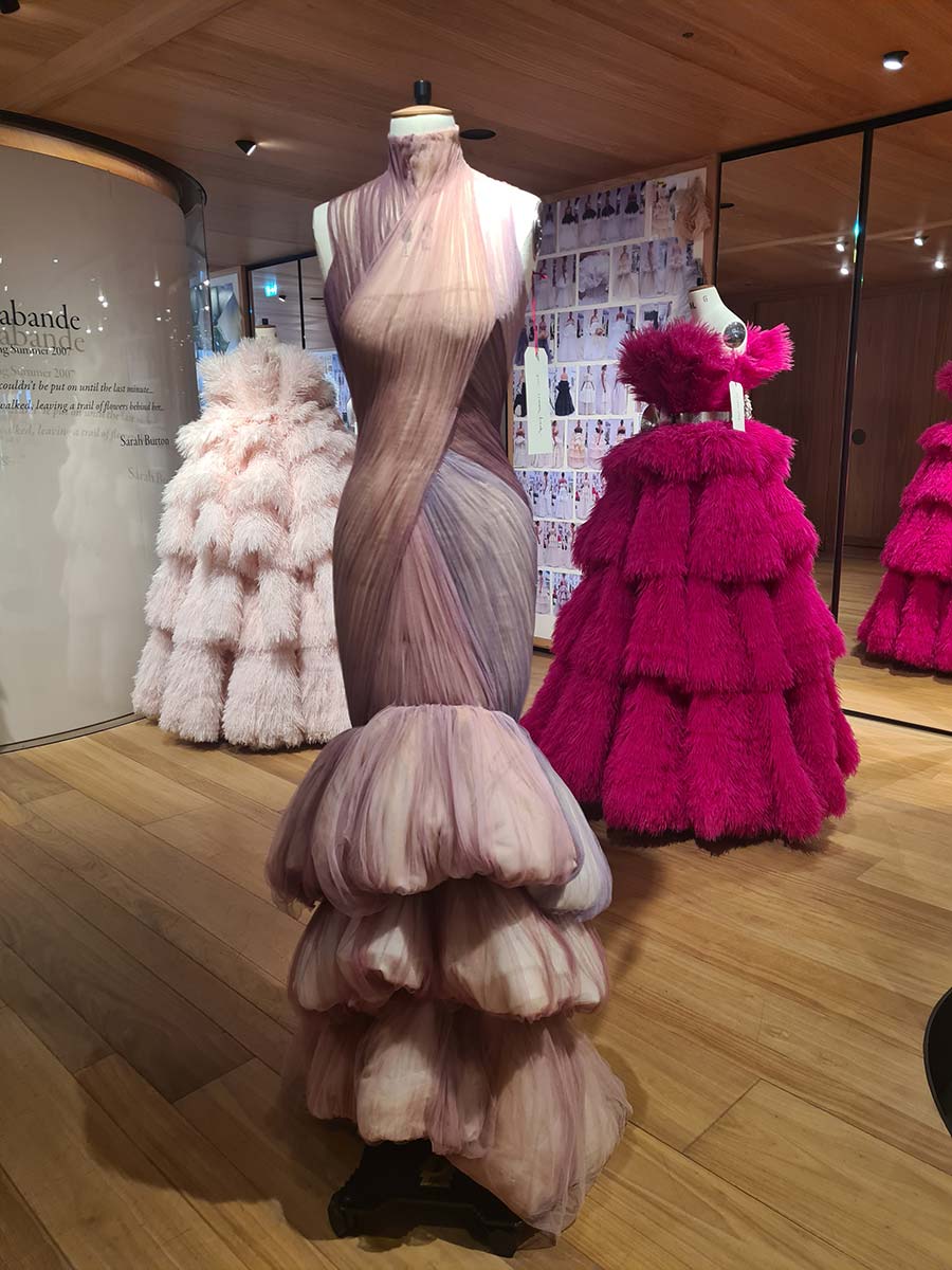 Alexander McQueen London Bond Street Exhibition Roses (3)