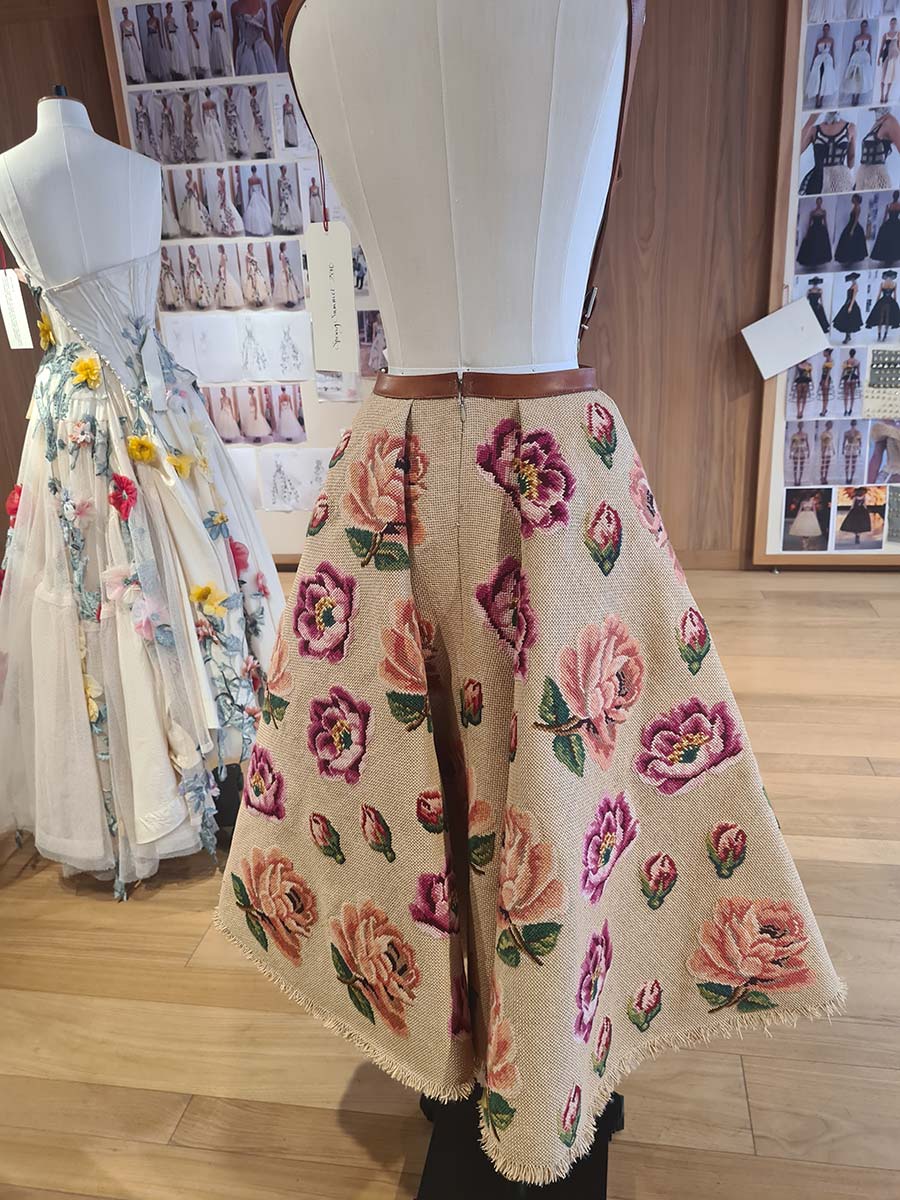 Alexander McQueen London Bond Street Exhibition Roses (3)