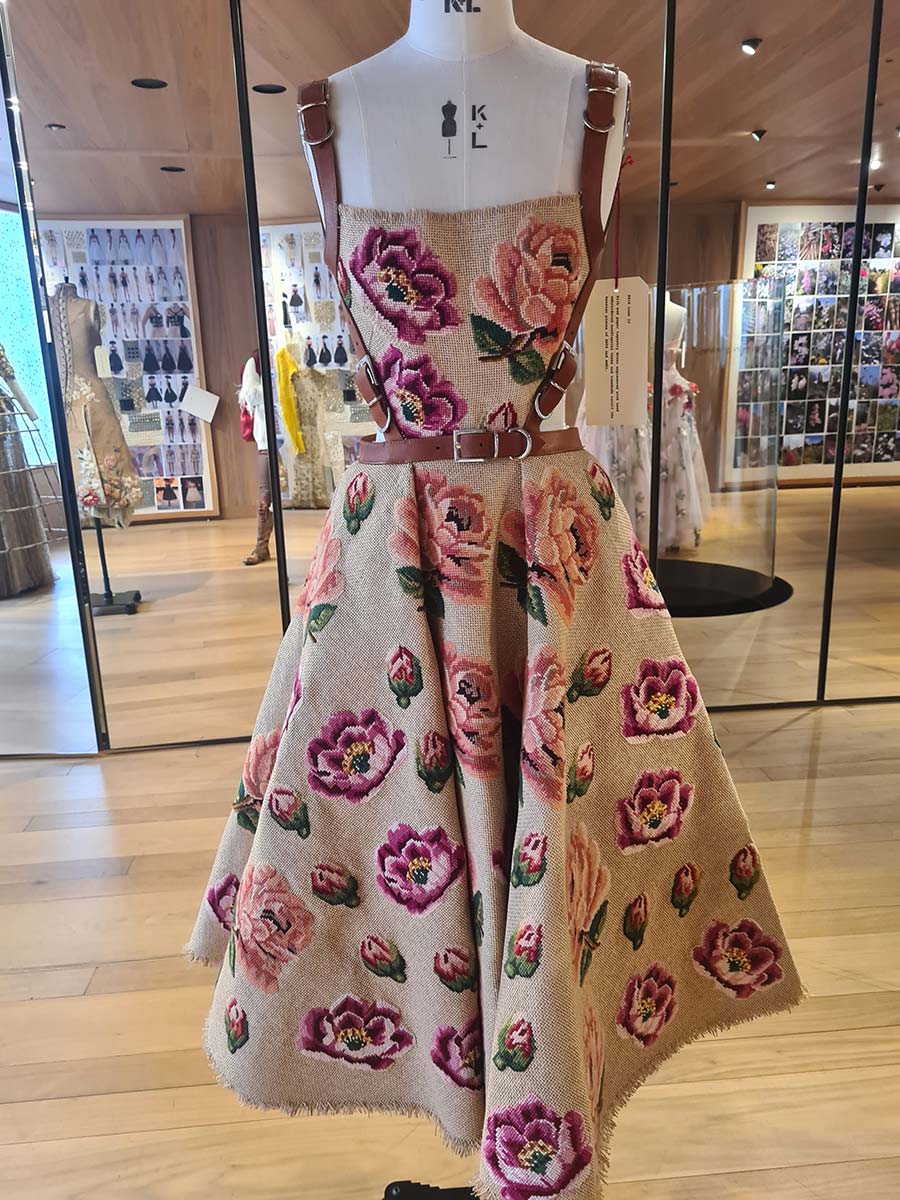 Alexander McQueen London Bond Street Exhibition Roses (3)