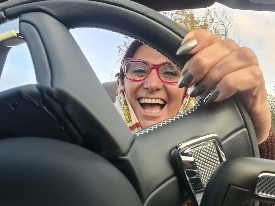 Bougainvillea color is one of the rarest Hermes colors