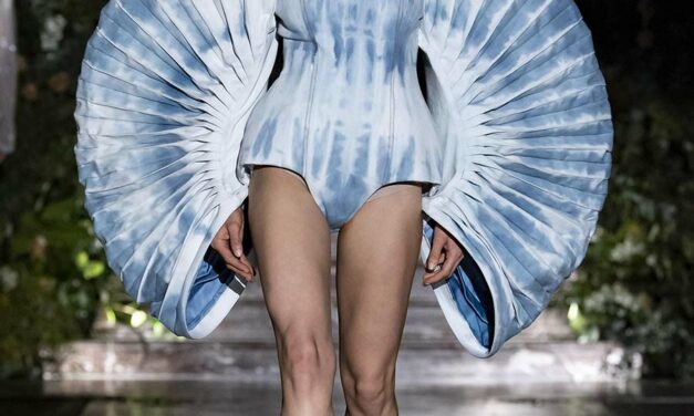 Denim Tie Dye – How To Wear Avant Garde Jeans