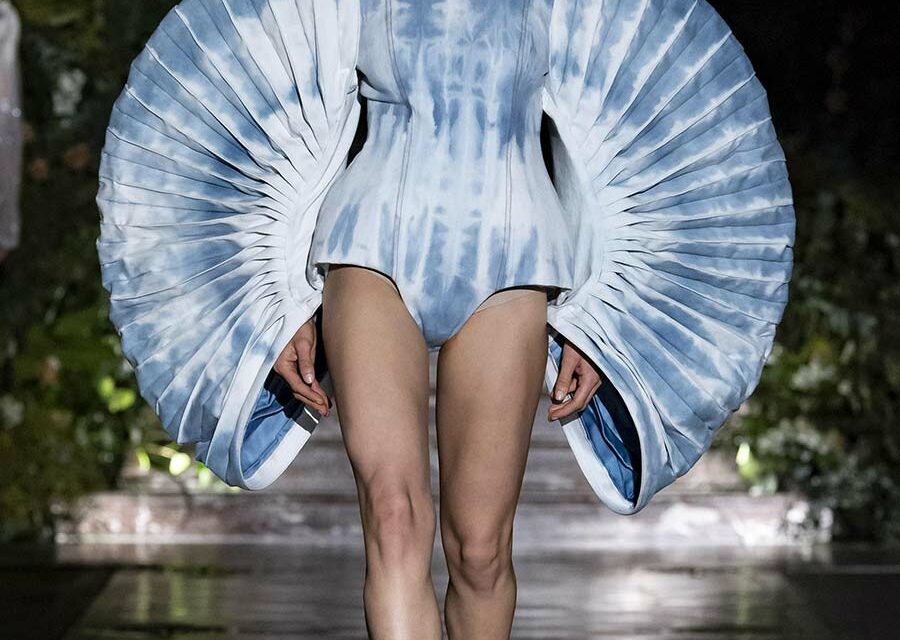 Denim Tie Dye – How To Wear Avant Garde Jeans