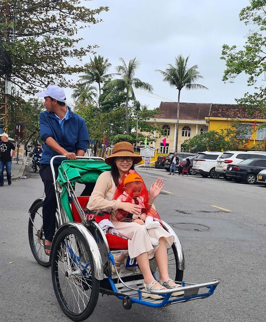 Hoi An Vietnam Yellow Japanese Buildings bike 