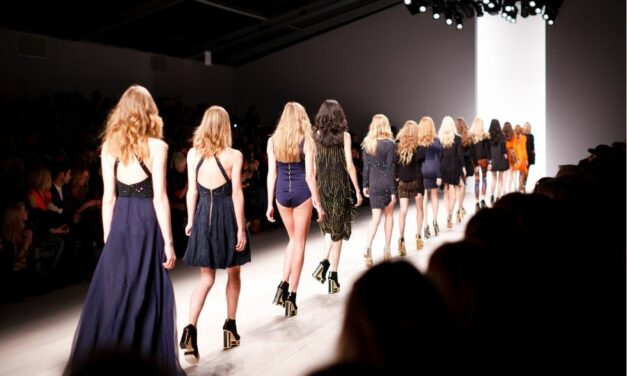 Fashion Weeks – Why Are We Accepting Anorexia Marketing For Girls