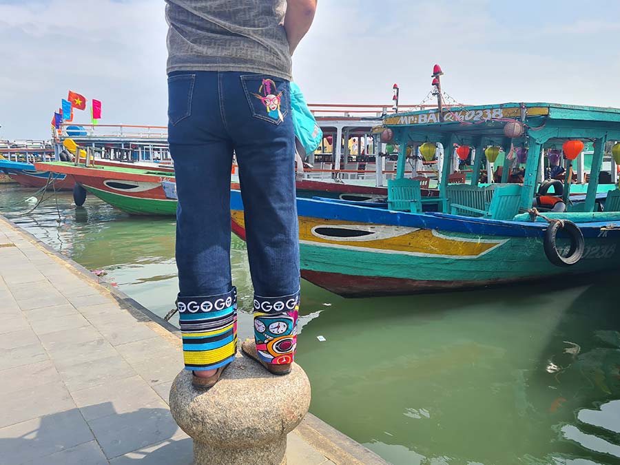 Vietnam Hoi An - Embroidery Trends For Travel Gracie Opulanza (10)