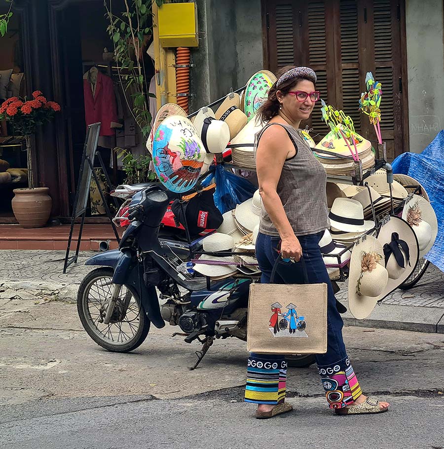 Vietnam Hoi An - Embroidery Trends For Travel Gracie Opulanza (10)
