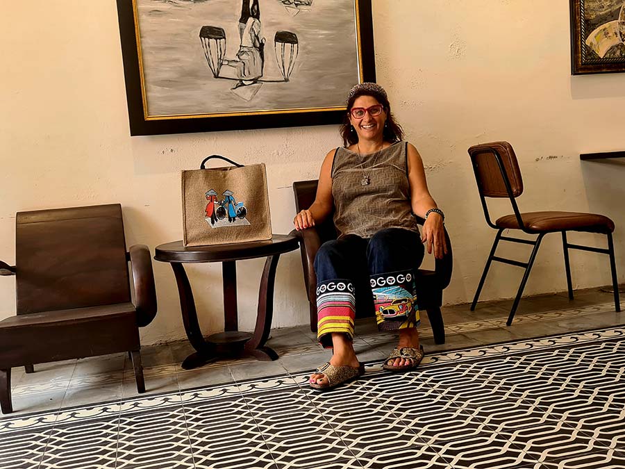 Vietnam Hoi An - Embroidery Trends For Travel Gracie Opulanza (10)