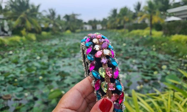 Head Band Travel Style Tips For Bad Hair Days