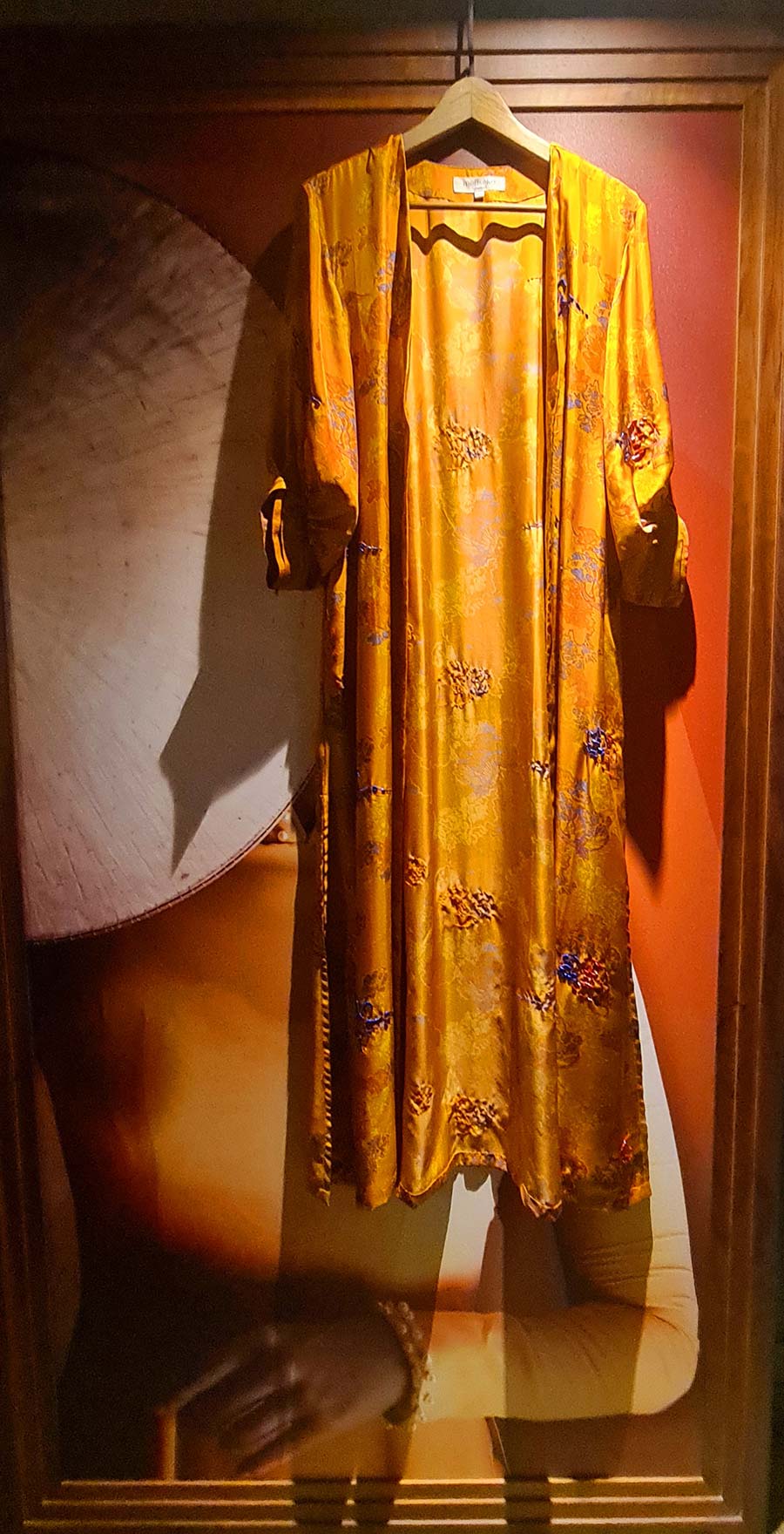 Embroidered Paon - Shou Gleam mulberry kimono metiseko VItenam. fashion (2)