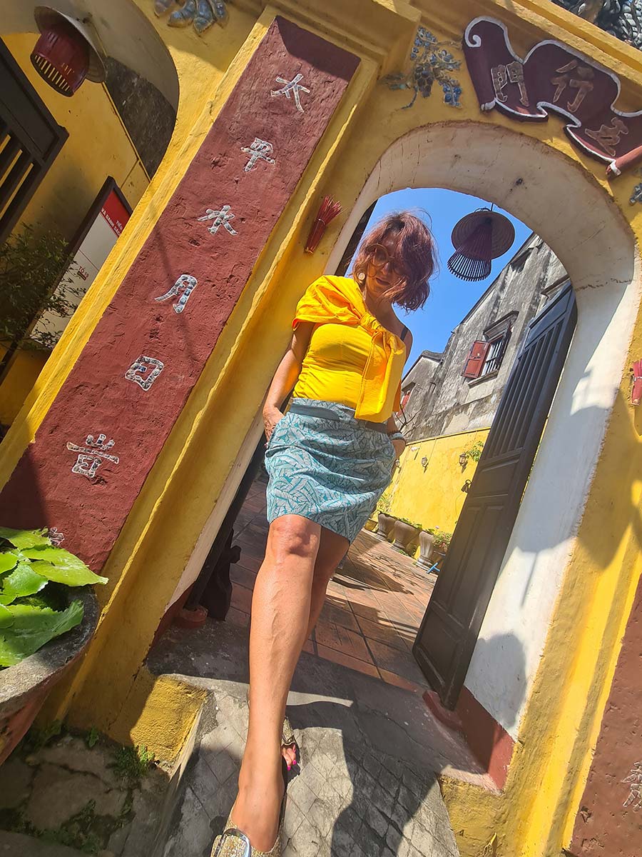 Yellow ZARA Bow dress Gracie Opulanza Hoi An Vietnam and silk Metiseko skirt 2023 (3)