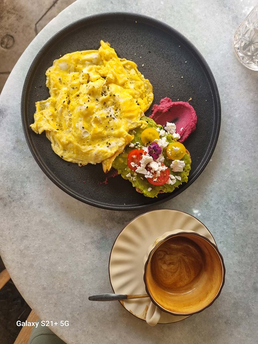 avocado eggs sour dough