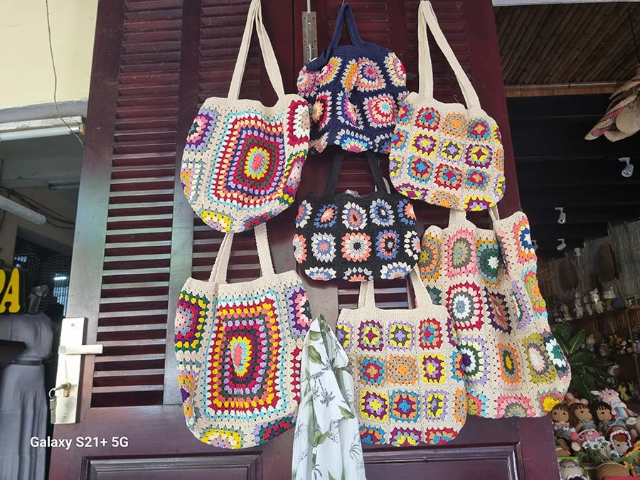 Crotchet - Machine Made Versus Handcrafted Bags Gracie Opulanza