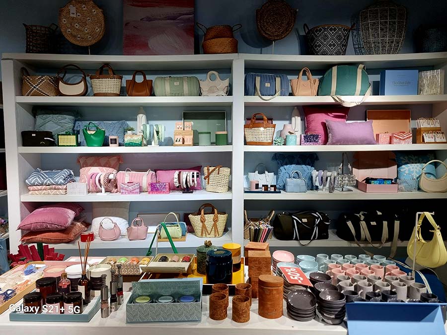 Sunday Hoi An Vietnam shop