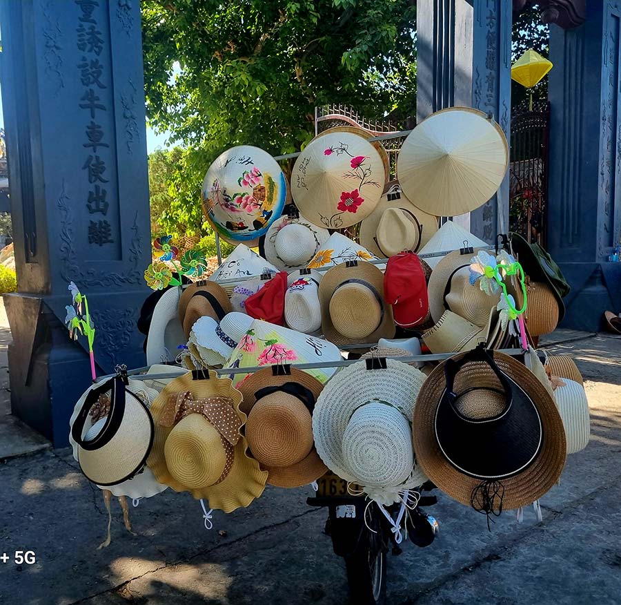 Hoi An Vietnam 2023 Gracie Opulanza (7) hats
