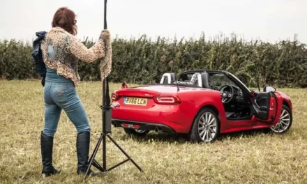 Swarovski Trends: Upcycle Your Denim with Sparkle