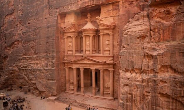 12 Tips to Maximize Your Sightseeing Experience on Your Next Adventure