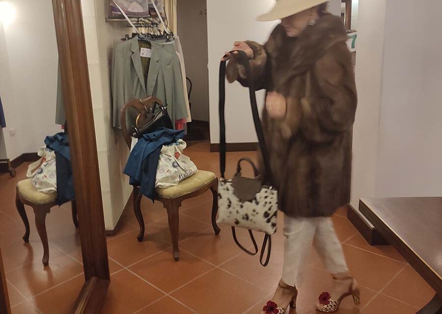 Fendi Fur – How To Spot A Vintage Fur Coat