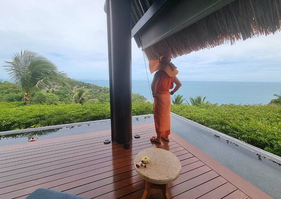 The Power of Orange – Resort Wear at The White Lotus