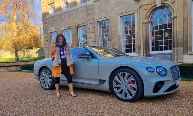 Bentley GTC Mulliner Style Tips – Why Wear Vintage Style Clothing
