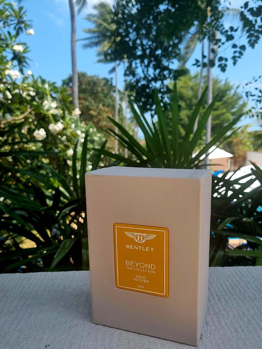 The Bentley Beyond Wild Vetiver A Symphony of Scent Wrapped in Luxury (1)