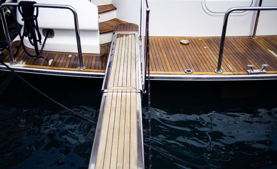 Super Yacht Hotels - How To Avoid Mass Tourism