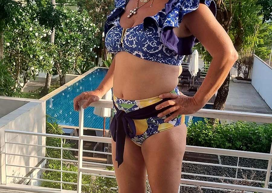 Swimwear – Revival Of The High Waisted Bikini For Summer