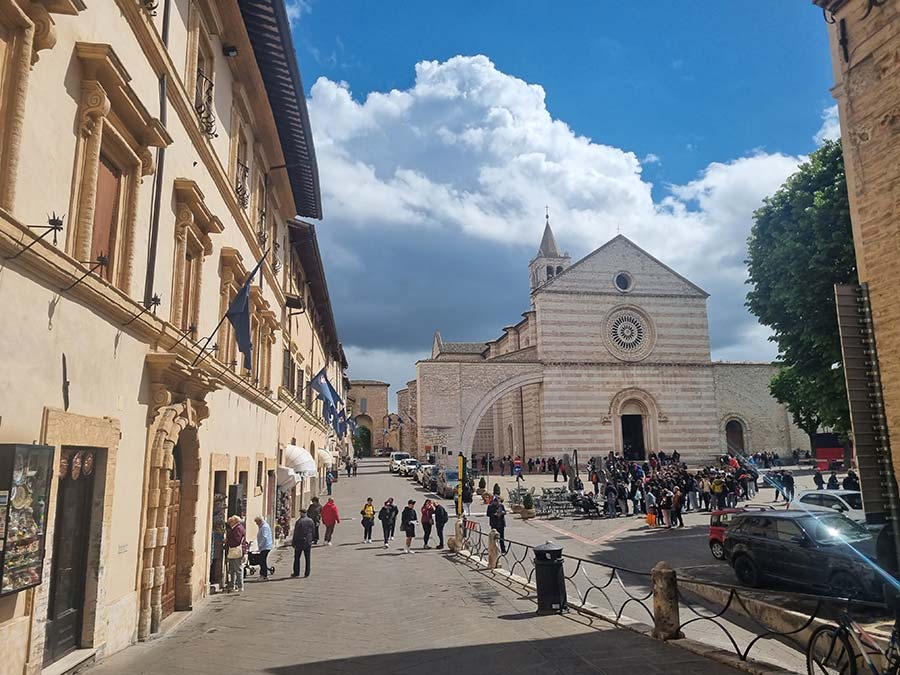 assisi