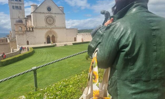 Italian Property Hunting – Moses Versus Italian Estate Agents