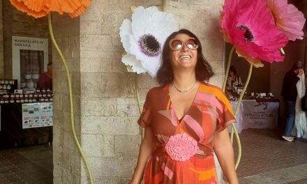 Embracing The 1970s Maxi Dress for a Summer of Opulence