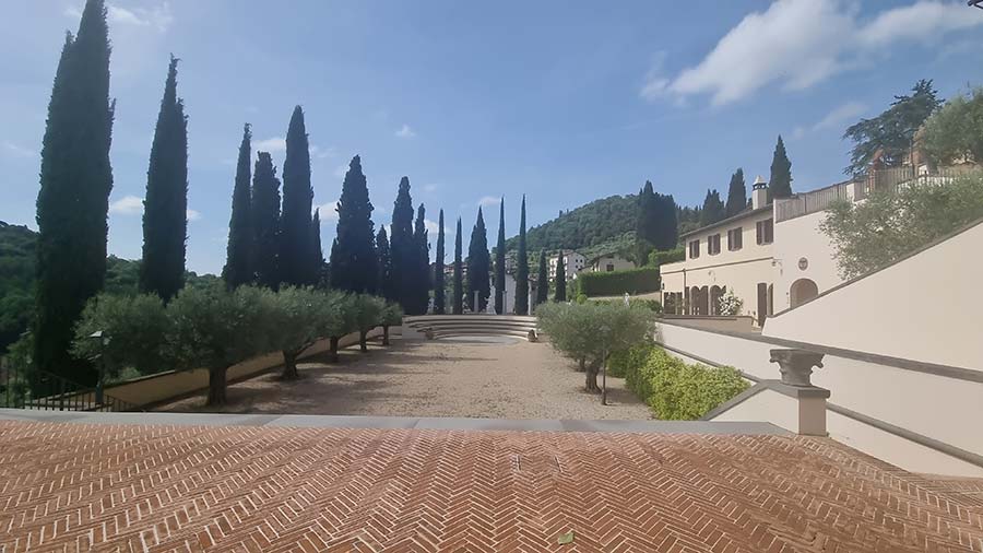 Brunello Cucinelli, founded in 1978 (15)