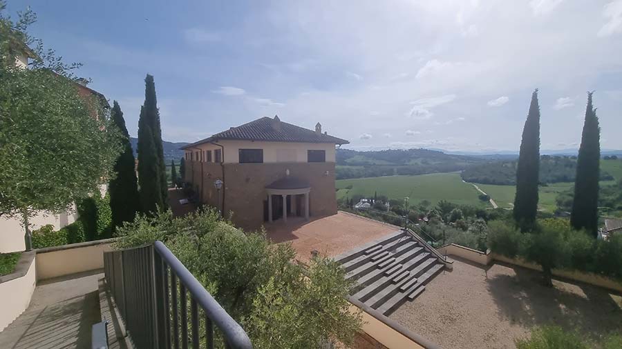 Brunello Cucinelli, founded in 1978 (15)