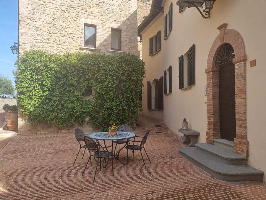 Brunello Cucinelli, founded in 1978 (15)