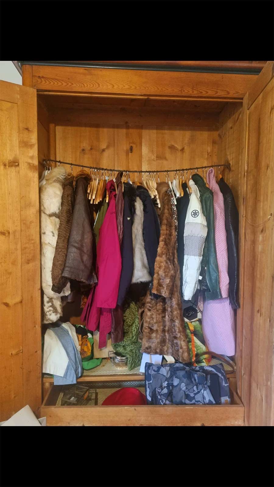 Wardrobe Storage - Winter Coats Storage Tips