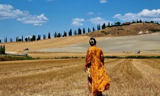 The White Lotus Finale Style – Silk, Pearls & Koh Samui Healing