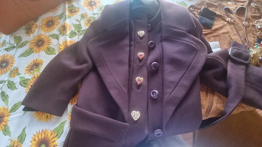 Earrings as Brooches: A Glamorous Twist on Clip-Ons