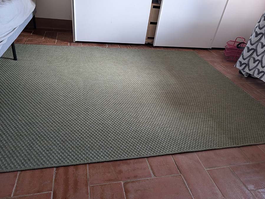 green rug ikea