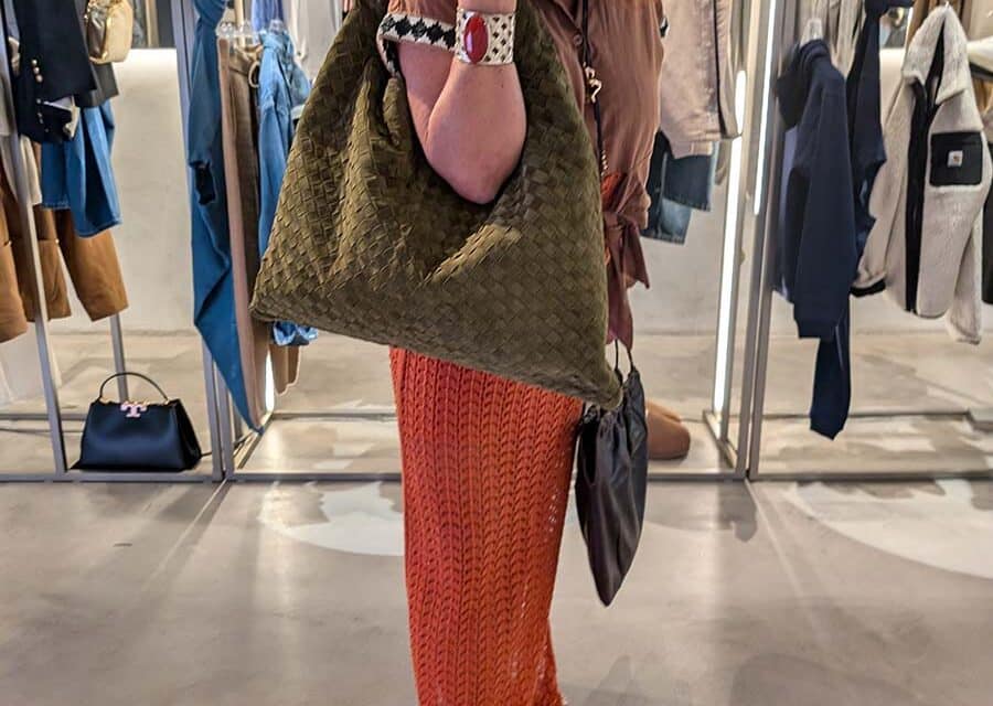 Menopause – My Oversize Gut Bag Hack